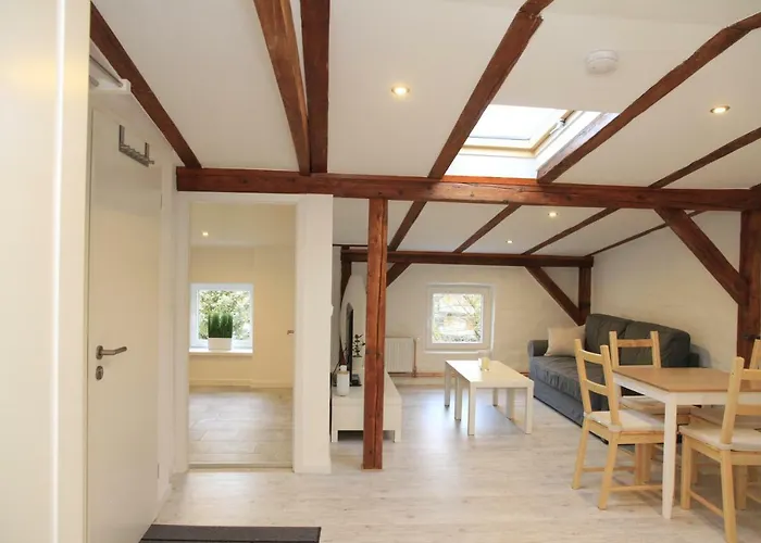 Διαμέρισμα Gemuetliche Dachgeschosswohnung Mit Altbaucharme Λίμπεκ